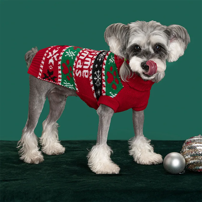 Enhanced Christmas Pet Sweater Hoodie Scarf — Festive Warm Clothes for Dogs Cats Green