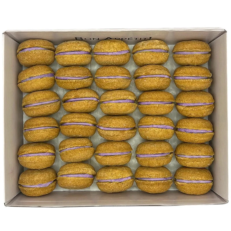 Trendy 40 Count Dog Macaron Treats Gift Box High-Grade