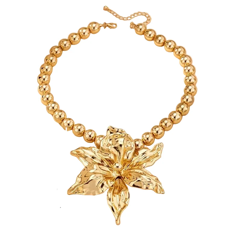 Superior Women's Fashion Boho Beaded Metal Flower Pendant Necklace Artisan