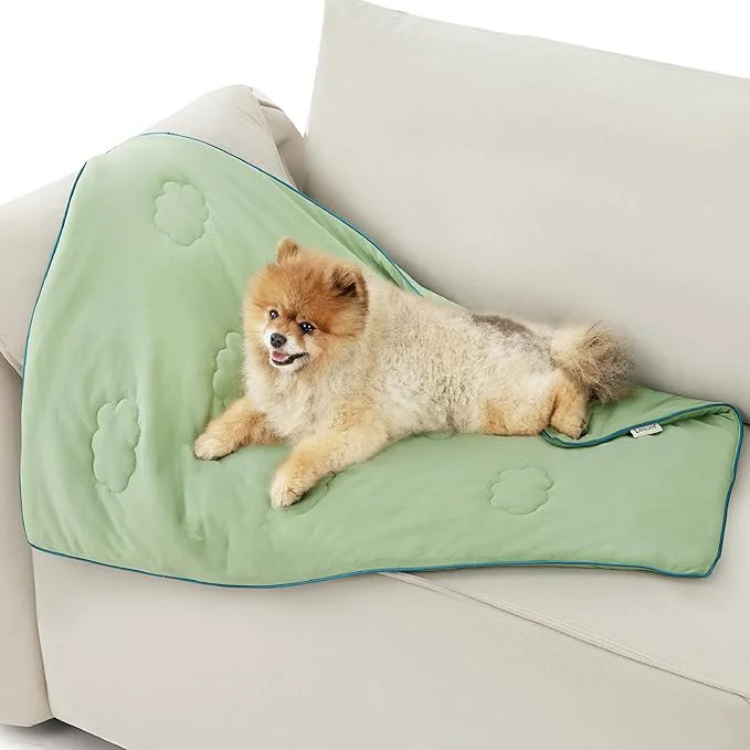 Next-Generation LE SURE Premium Cooling Blankets for Small Dogs - Washable Dog Cooling Throw Blanket with Q-MAX 0.4，Durable Self Cooling Pet Mat for Cat Soft Cooling Summer Blanket for Hot Weather Green 25x35About ThisOverview High-Quality