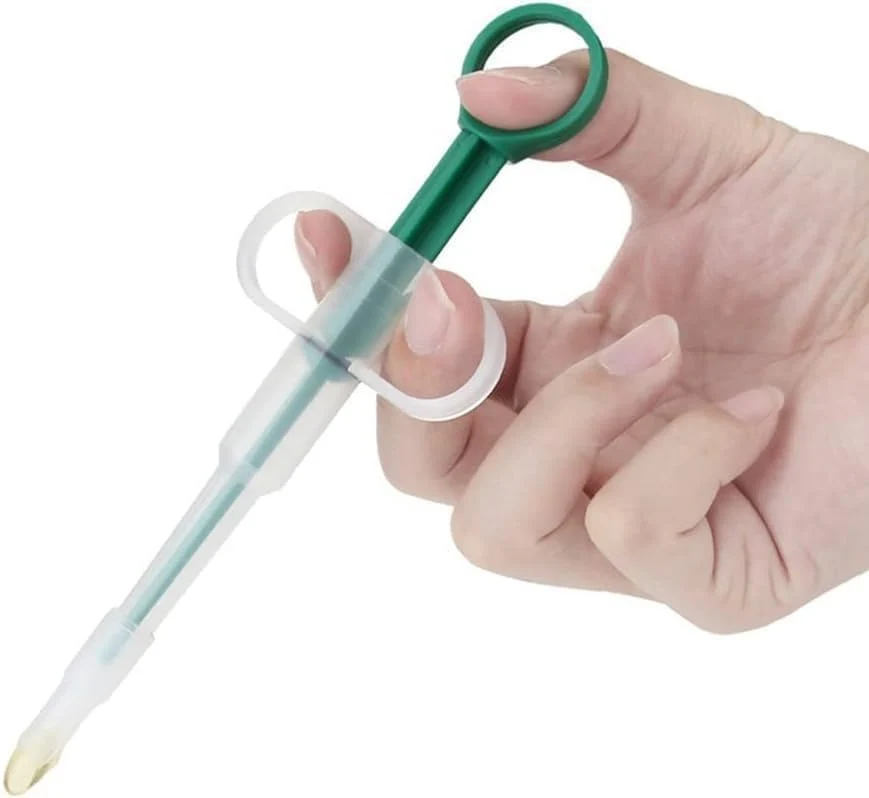 Exceptional Green Medicine Feeder for Pets Pill Guns for Dog and Cat Pet Medical Feeding Dispenser Tool for Small Animal Cat Tablet Soft Tip Syringe Double Feed Medicine Water Nursing Supplies Smart