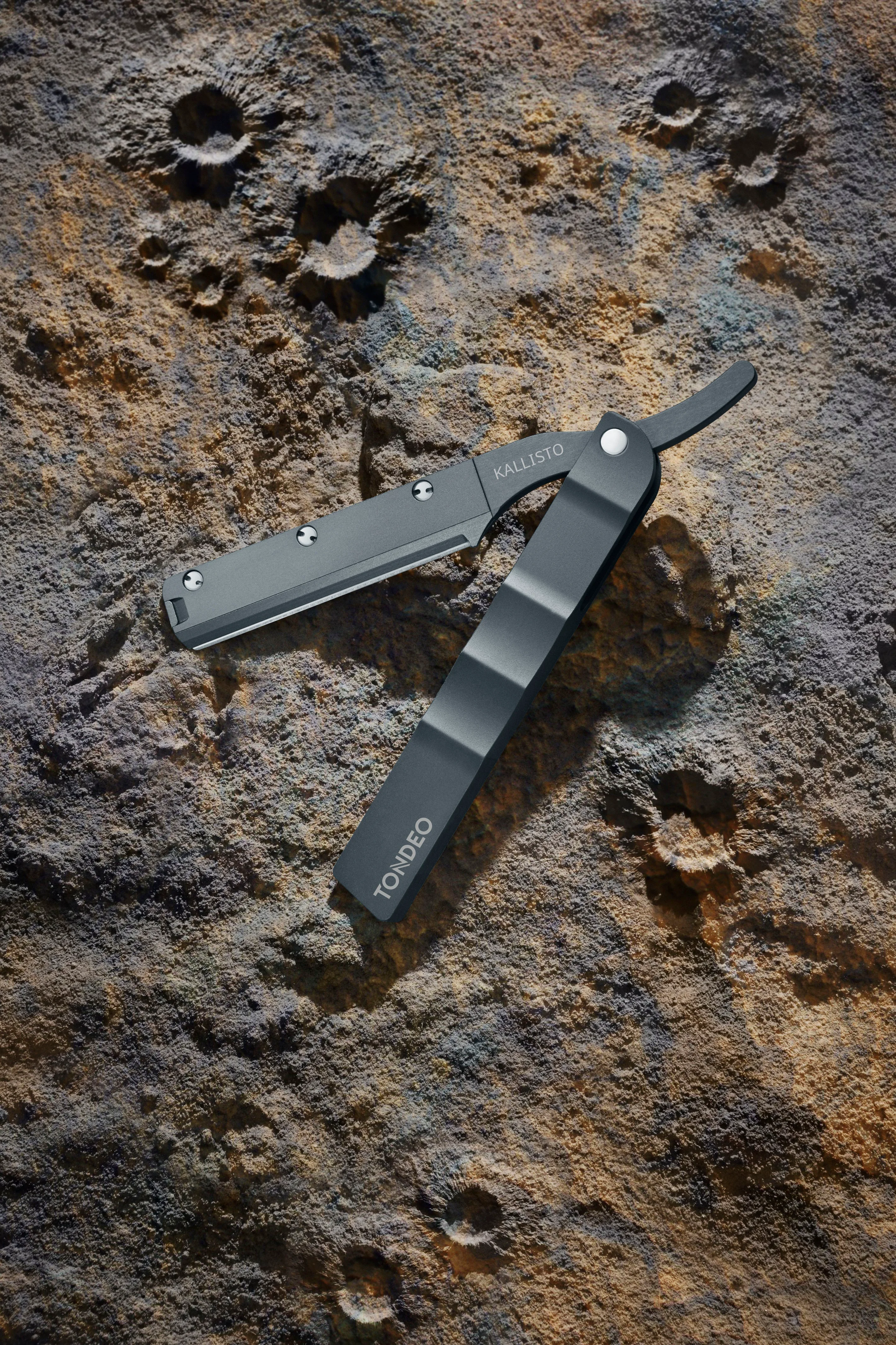 Elegant Kallisto Razor - Grey includes 10 blades Advanced