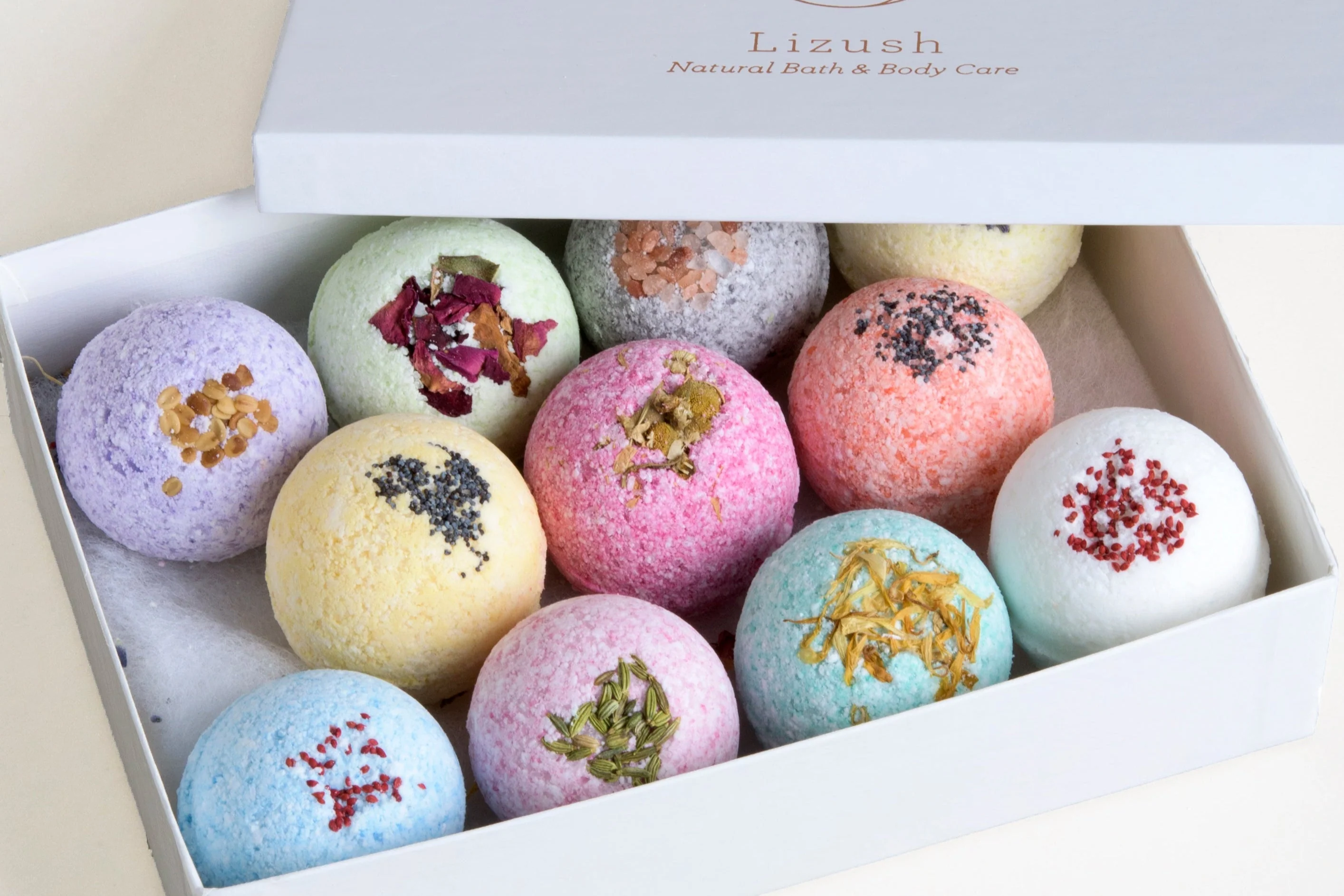 Convenient Natural Bath Bomb Gift Box – 12 Handmade Bath Bombs Expertly Made