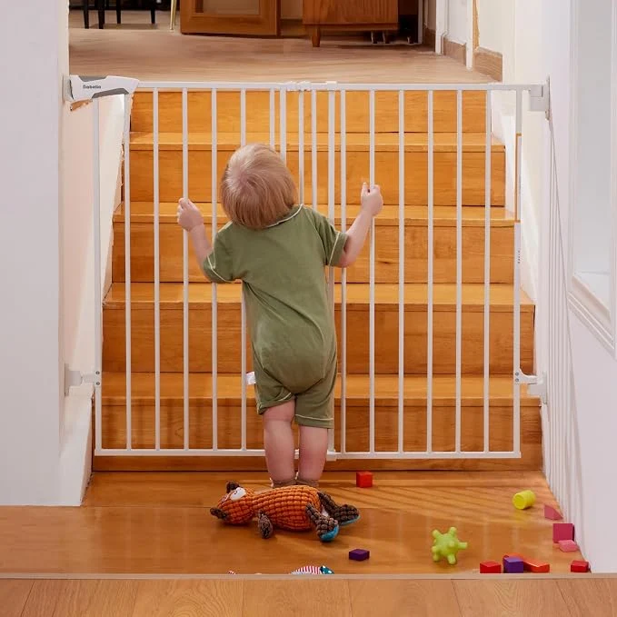 Modern Babelio Baby Gate for Stairs Doorways 26-43 W 34 H Extra Tall No Bottom User-Friendly