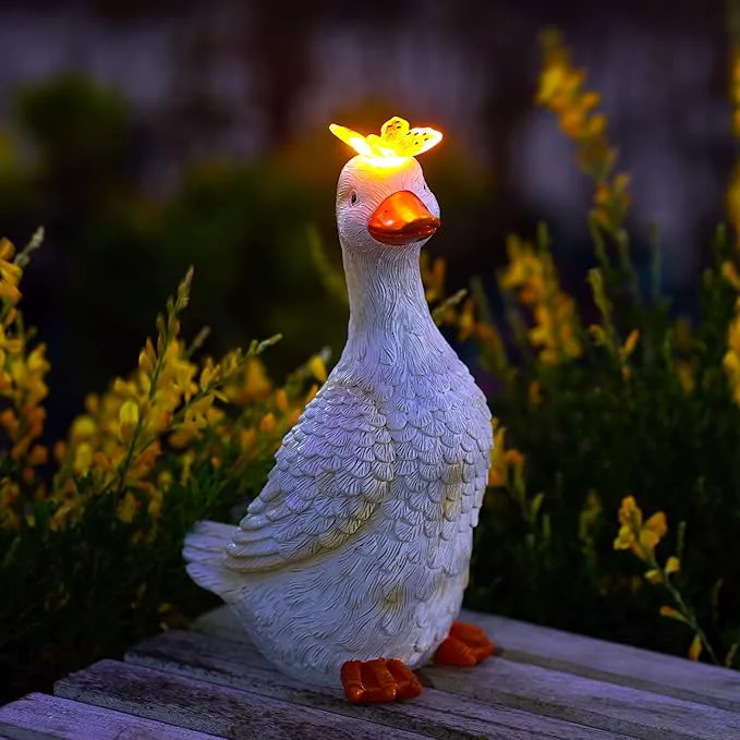 Quality Goodeco Garden Goose Statue Exceptional