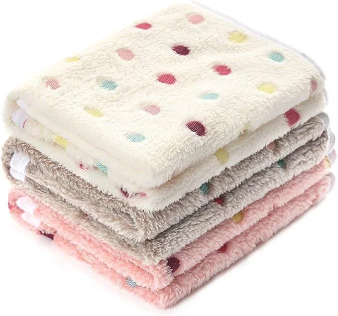 Classic 1 Pack 3 Blankets Super Soft Cute Dot Pattern Pet Blanket Flannel Throw Sophisticated