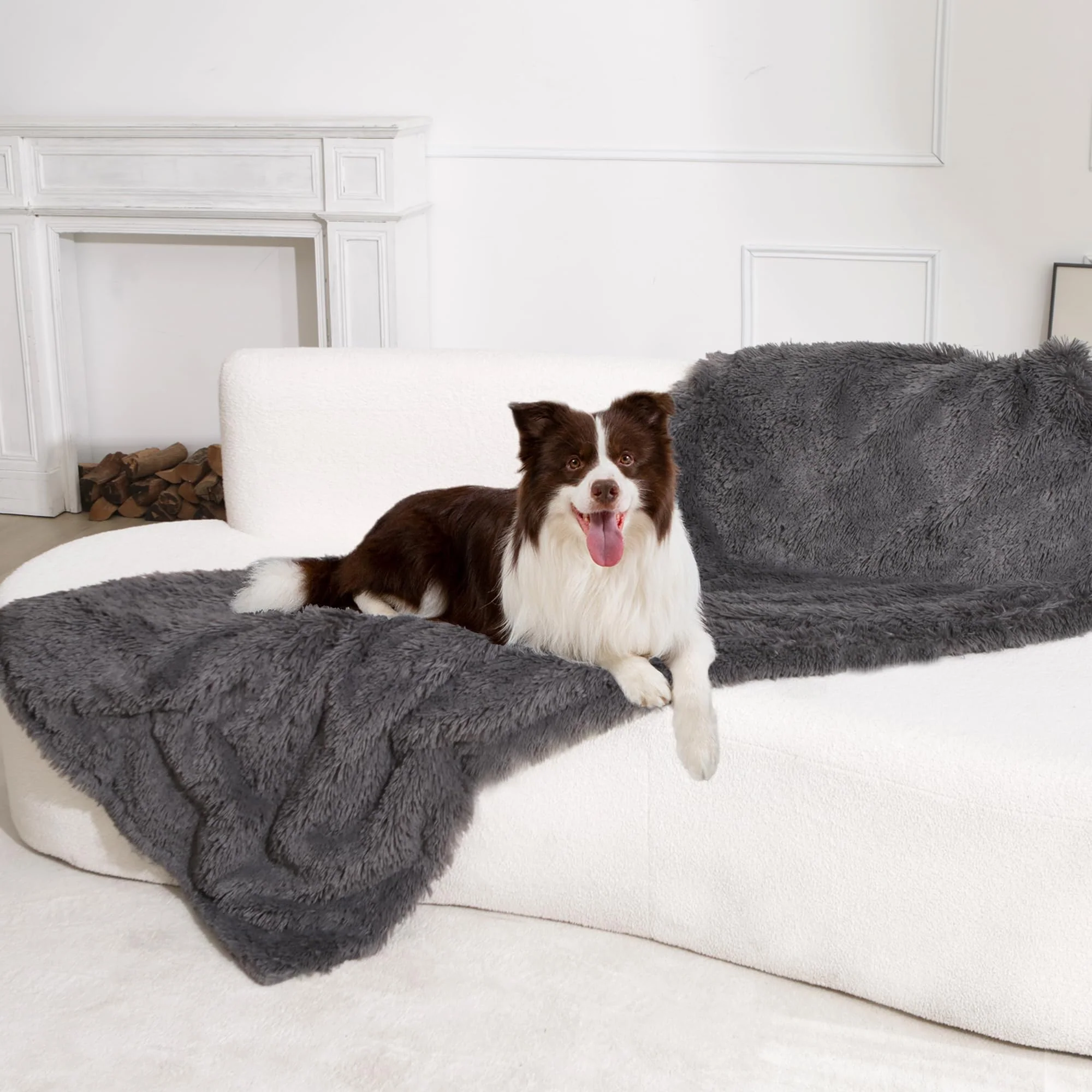 Relaxed gogobunny Waterproof Dog Blanket for Large Pets Reversible Faux Fur Throw 33x77 in Grey Innovative