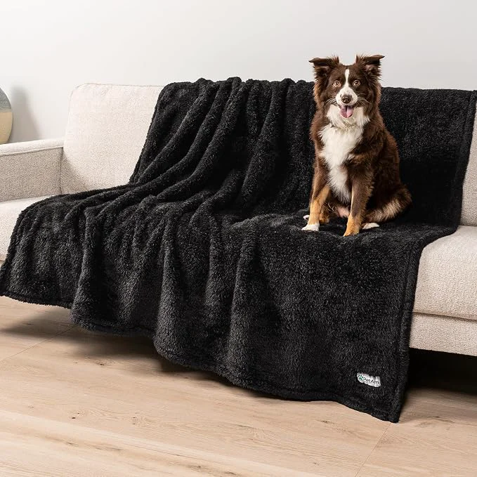 High-Quality PetAmi Fluffy Waterproof Dog Blanket Next-Generation