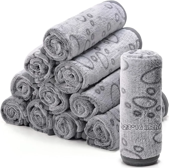 Minimalist Tegeme 12 Pcs Pet Blankets Soft Fluffy Fleece Dog Cat Warm Paw Print Pattern Fast