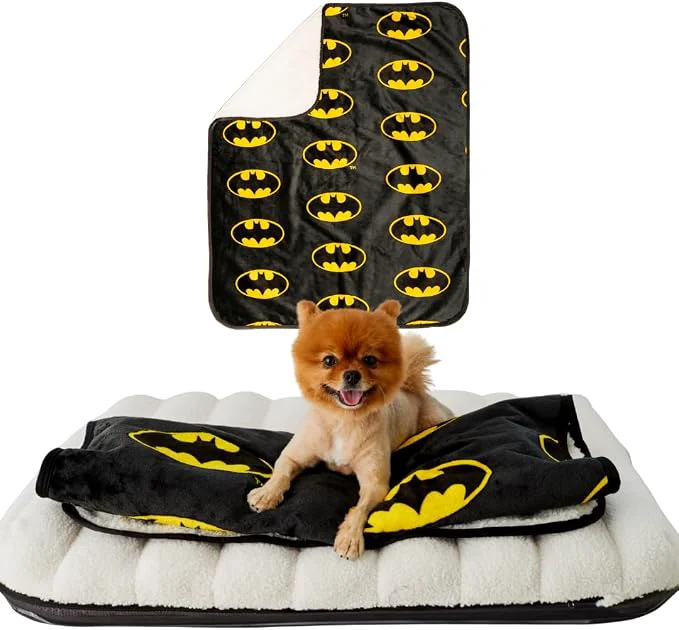 Environmentally Friendly Franco Pet Batman DC Comics Bat Shield Logo Super Soft Cozy Waterproof Healthy