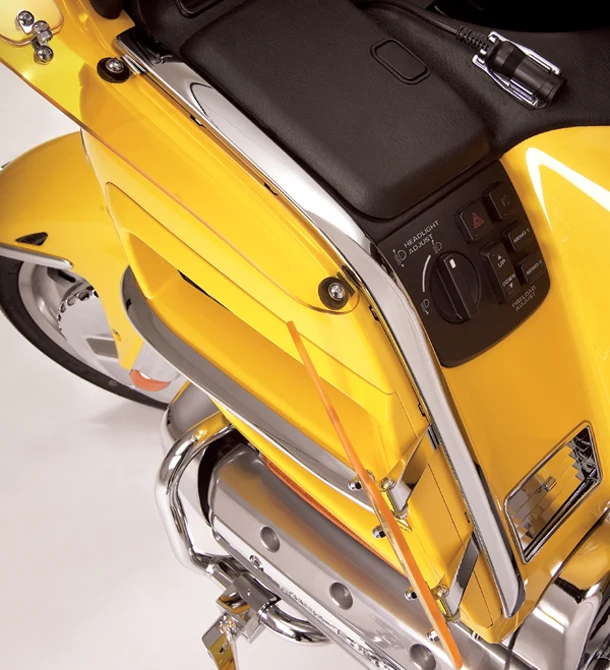 Classic SHOW CHROME Fairing Face Molding - Chrome 52-643 Environmentally Friendly