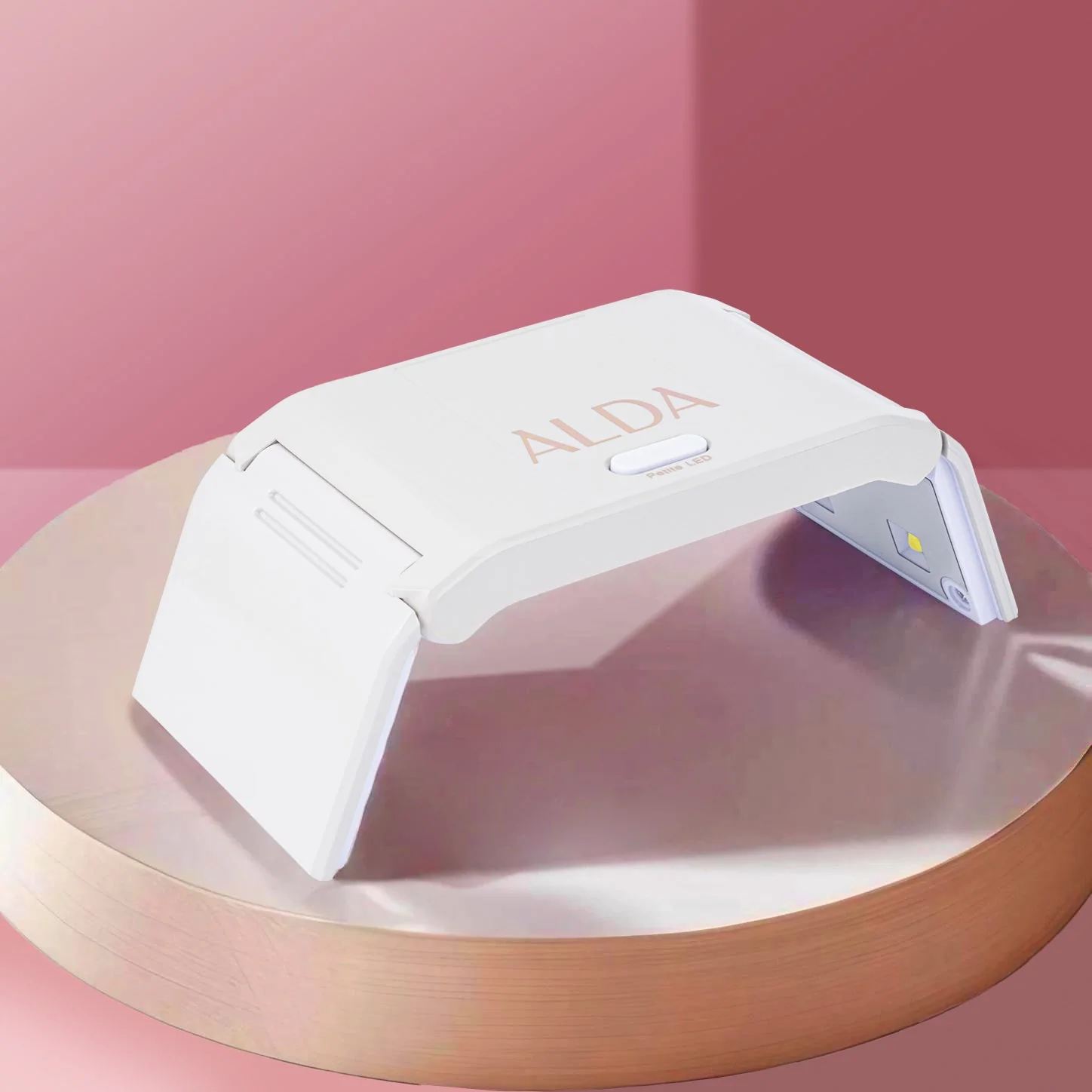 Expertly Made Petite LED lamp Consistent