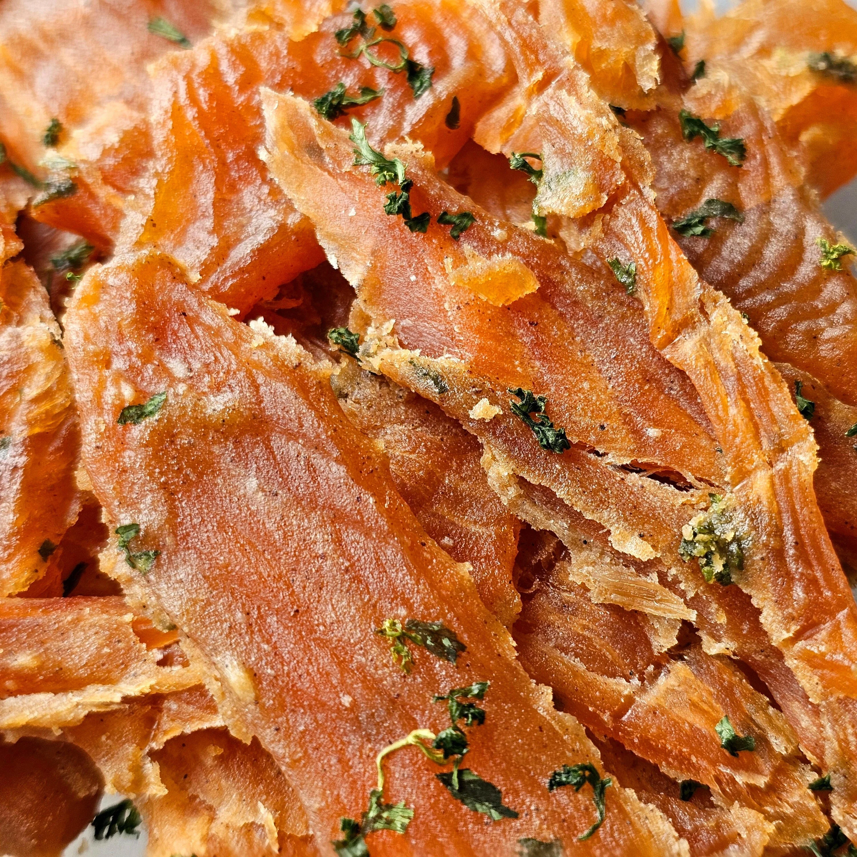 Classic Garlic Butter Salmon Premium Fish Jerky Easy-to-Use